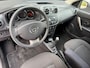 Dacia Sandero 0.9 TCe Lauréate / bj.2014 / NAP met 122975 km./APK tot 01/2027 / airco / sportvelgen / trekhaak / 5 deurs /zuinig/