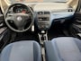 Fiat Punto Grande 1.4-16V Ed. Lusso / bj.2008 / kleur: grijs / Airco / Sportvelgen / APK tot 06/2027 en NAP met 261951 / boekjes!!