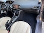 Peugeot 308 SW 1.2 e-THP Blue Lease Executive Automaat/ panoramadak/leder/navigatie/trekhaak/ etc/APK 05/2027 / NAP met 203212 km.