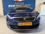 Peugeot 308 1.2 PureTech Blue Lease GT-line / bj.2015 / panoramadak / navigatie / climate / NAP met 117006 km.en APK tot 05/2027.