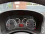 Fiat Panda 1.2 Active / bj.2010 / kleur : paars / panoramadak / trekhaak / NAP met 124302 km.en APK tot 05/2027 / zeer zuinig !!
