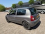Renault Clio 1.4-16V Privilège /bj.2003 / kleur: zwart / cruise control / stereo / stuurbekr. /NAP met 252028 km./APK tot 10/2026.