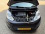 Peugeot 107 1.0 Access /bj.2012 / kleur: zwart / 5 deurs / airco / NAP met 136109 km.en APK tot 06/2027 / stereo / scherm / bellen