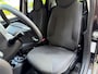 Peugeot 107 1.0 Access /bj.2012 / kleur: zwart / 5 deurs / airco / NAP met 136109 km.en APK tot 06/2027 / stereo / scherm / bellen