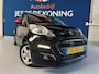 Peugeot 107 1.0 Access /bj.2012 / kleur: zwart / 5 deurs / airco / NAP met 136109 km.en APK tot 06/2027 / stereo / scherm / bellen