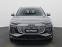 Audi Q6 e-tron S edition Quattro 100 kWh | Adaptive cruise control | 360 graden camera | Stoelverwarming voor & achter | Climate control | Dodehoekdetectie | Geheugen best.stoel | Stuurverwarming | MMI-bijrijdersscherm | Matrix LED-koplampen | Alarm Klasse III | Warmtepomp