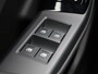 Audi Q6 e-tron S edition Quattro 100 kWh | Adaptive cruise control | 360 graden camera | Stoelverwarming voor & achter | Climate control | Dodehoekdetectie | Geheugen best.stoel | Stuurverwarming | MMI-bijrijdersscherm | Matrix LED-koplampen | Alarm Klasse III | Warmtepomp