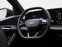 Audi Q6 e-tron S edition Quattro 100 kWh | Adaptive cruise control | 360 graden camera | Stoelverwarming voor & achter | Climate control | Dodehoekdetectie | Geheugen best.stoel | Stuurverwarming | MMI-bijrijdersscherm | Matrix LED-koplampen | Alarm Klasse III | Warmtepomp