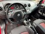 Alfa Romeo MiTo 1.4 T Progression / bj.2009 / kleur: rood / climate / sportvelgen / etc. / NAP met 189920 km.en APK tot 05/2027.