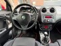 Alfa Romeo MiTo 1.4 T Progression / bj.2009 / kleur: rood / climate / sportvelgen / etc. / NAP met 189920 km.en APK tot 05/2027.