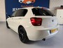 BMW 1-Serie 116i Business+ / bj.2012 / 5 deurs / kleur: wit / navigatie / sportvelgen / NAP met 143545 km.en APK tot 03/2027 / etc