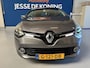 Renault Clio 0.9 TCe Limited / bj.2016 / kleur: grijs / 5 deurs / navigatie / climate / cruise / APK 03/2027 en NAP met 249980 km.