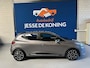 Renault Clio 0.9 TCe Limited / bj.2016 / kleur: grijs / 5 deurs / navigatie / climate / cruise / APK 03/2027 en NAP met 249980 km.