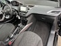 Peugeot 2008 1.2 PureTech Blue Lion / bj.2016/ panoramadak / trekhaak / airco / cruise control / NAP 118652 km.en APK tot 02/2027.