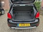 Volkswagen Polo 1.2 TSI Cross / bj.2011 / zwart / 5 deurs / climate / sportvelgen / navigatie / APK 03/2027 / NAP met 209546 km.