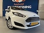 Ford Fiesta 1.0 Champion / bj.2013 / kleur: wit / 5 deurs / airco / stereo / NAP met 128232 km.en APK tot 02/2027 / Zeer Zuinig.