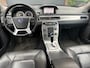 Volvo V70 2.0 D3 Summum automaat diesel / bj.2011 / leder/navigatie/climate/trekhaak/ cruise/APK tot 08/2026 en NAP met 324008 km.