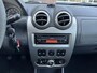 Dacia Sandero 1.6 Stepway / bj.2011 / kleur: grijs / airco / trekhaak / 5 deurs / Hoge Instap / APK 01/2027 / NAP met 158487 km.