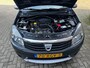 Dacia Sandero 1.6 Stepway / bj.2011 / kleur: grijs / airco / trekhaak / 5 deurs / Hoge Instap / APK 01/2027 / NAP met 158487 km.