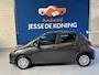 Toyota Yaris 1.0 VVT-i Now/bj.2016/kleur: grijs / airco/ 5 deurs/ NAP met 120028 km.en APK tot 10/2026/ Zeer nette en zuinige auto