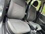 Opel Corsa 1.2-16V Essentia, bj.2003,grijs,5 deurs,airco,APK tot 10/2026 en NAP met 221140 km.stuurbekrachtiging,zeer zuinige auto