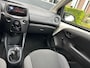 Peugeot 108 1.0 VTi Active,bj.2015 ! Kleur: Wit ! APK tot 04/2026 en NAP met 149694 km. ! Zeer Zuinige Auto Met Stuurbekrachtiging