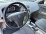Volvo S40 2.4 D5 Edition II automaat 5 cilinder,bj.2007,kleur:zwart.Climate,Sportvelgen,Cruise,APK 02/2027 en NAP met 354307 km.