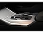BMW 3-Serie Touring 320e M Sport Aut. [ Head-up Camera Stoelverwarming ]