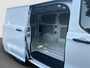 Ford E-Transit Custom 71 kwH | Direct Leverbaar! | 2300KG Trekgewicht | Camera | Stoelverwarming
