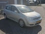 Toyota Verso 1.8 VVT-i Sol 7PERSOONS! Airco l Cruise l Elek pakket l MTF-stuur! 2e eigenaar l TOPSTAAT!