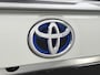 Toyota RAV4 2.5 Hybrid AWD Bi-Tone | 1650KG trekgewicht | Stoel+stuurverwarming | Elektrische Achterklep | Parkeersensoren Voor+achter | Draadloze telefoonlader | Apple CarPlay/Android Auto | Cruise Control Adaptive |