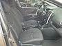 Renault Clio Estate 0.9 TCe Limited Navigatie/ Cruise Control / Airco / Keyless entree /Automatische verlichting en regensensor