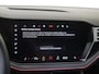 Volkswagen Touareg 3.0 TSi eHybrid 4MOTION R Edition | SoH 95% | Panoramadak | Luchtvering | Lederen bekleding 'Vienna' | Matte lak | 4-zone airco | Stoel- en stuurwielverwarming | Adaptieve cruise control | Keyless |
