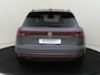 Volkswagen Touareg 3.0 TSi eHybrid 4MOTION R Edition | SoH 95% | Panoramadak | Luchtvering | Lederen bekleding 'Vienna' | Matte lak | 4-zone airco | Stoel- en stuurwielverwarming | Adaptieve cruise control | Keyless |