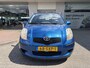 Toyota Yaris 1.3 VVTi Terra | All-season | Airco | Trekhaak | Radio |