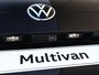 Volkswagen Multivan Bulli Edition L2 1.5 eHybrid EU6 180 kW 245pk | 2 Persoons bed | 7 Zits | Navigatie | Trekhaak | Panorama dak | 19 inch Lm velgen | ACC | Apple Carplay | Elek. bedienb. Schuifdeuren en achterklep | IQ Light |