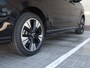 Volkswagen Multivan Bulli Edition L2 1.5 eHybrid EU6 180 kW 245pk | 2 Persoons bed | 7 Zits | Navigatie | Trekhaak | Panorama dak | 19 inch Lm velgen | ACC | Apple Carplay | Elek. bedienb. Schuifdeuren en achterklep | IQ Light |