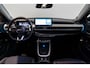 Jeep Avenger Summit 54 kWh | 8 Jaar Garantie | Panoramadak | El. Achterklep | Stoelverwarming | Navigatie | Camera | Parkeersensoren | Apple Carplay & Android Auto |