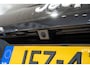 Jeep Avenger Summit 54 kWh | 8 Jaar Garantie | Panoramadak | El. Achterklep | Stoelverwarming | Navigatie | Camera | Parkeersensoren | Apple Carplay & Android Auto |