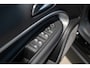 Jeep Avenger Summit 54 kWh | 8 Jaar Garantie | Panoramadak | El. Achterklep | Stoelverwarming | Navigatie | Camera | Parkeersensoren | Apple Carplay & Android Auto |
