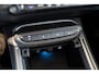 Jeep Avenger Summit 54 kWh | 8 Jaar Garantie | Panoramadak | El. Achterklep | Stoelverwarming | Navigatie | Camera | Parkeersensoren | Apple Carplay & Android Auto |