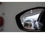 Jeep Avenger Summit 54 kWh | 8 Jaar Garantie | Panoramadak | El. Achterklep | Stoelverwarming | Navigatie | Camera | Parkeersensoren | Apple Carplay & Android Auto |
