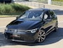 Volkswagen Golf 8 1.5 eTSI 3x R-Line DSG PANO IQ SFEER BLACK