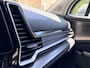 Kia Sportage 1.6 T-GDi Plug-in Hybrid AWD DynamicPlusLine 13.700 KILOMETER GEREDEN Panorama dak/Elektr. verst.b. verwarmde voorstoelen  Voor+achter/Dode hoek detectie /Elektr. verst.b. verw. spiegels/Climate contr. adapt./Lederen bekleding/Keless Entry+Start/Navi Full Map/S