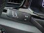 Volkswagen T-Roc 1.5TSI Automaat R-Line Panoramadak Stoelverwarming Adap.Cruise Virtal Cockpit Camera Elek.Achterklep Navi Apple Carplay Android Auto Business+ Keyless Pdc Privacy Glas Lmv Led DAB+ Licht-Regensensor