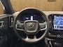 Volvo XC40 2.0 B4 Plus Dark | BLIS | Verwarmde Voorstoelen | Camera | Keyless start / entry | Harman Kardon |