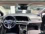 Kia Sportage 1.6 T-GDi Hybrid DynamicPlusLine Panorama dak/Verw. stoelen V.+A/Achteruitr. camera/Apple carplay/Climate contr./elektr. in hoogte verst.bare stoel/Dode hoek detect./Cruise contr. adapt./Keyless entry +start/stop/Navi Full m