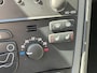 Volvo V70 2.4 Edition Sport / Cruise-Control / Stoelverwarming / Trekhaak / Climate-Control / 17'' LMV / All-Season / ENZ.