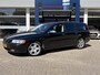 Volvo V70 2.4 Edition Sport / Cruise-Control / Stoelverwarming / Trekhaak / Climate-Control / 17'' LMV / All-Season / ENZ.