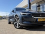 Polestar 2 Standard Range Single Motor 63kWh / Adaptieve Cruise-Control Stop&Go / Stoelverwarming / Elektr.-Stoelen met Geheugen / Elektr.-Wegklapbare Trekhaak / Dodehoek-Detectie / Rondom-Camerazicht / Keyless / Adaptieve LED-Koplampen / Standkachel / Elektr.-Achterklep / Apple-Carplay & Android-Auto / Navi / DAB Radio-Bluetooth / Armsteun V+A / PDC V+A / 19'' LMV / ENZ.